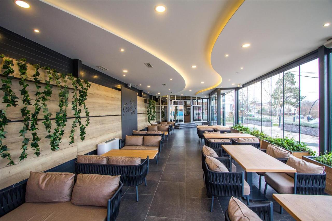Hotel Grand Banja Luka Extérieur photo