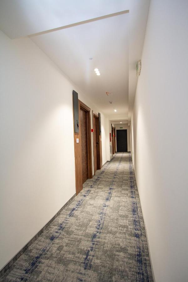 Hotel Grand Banja Luka Extérieur photo