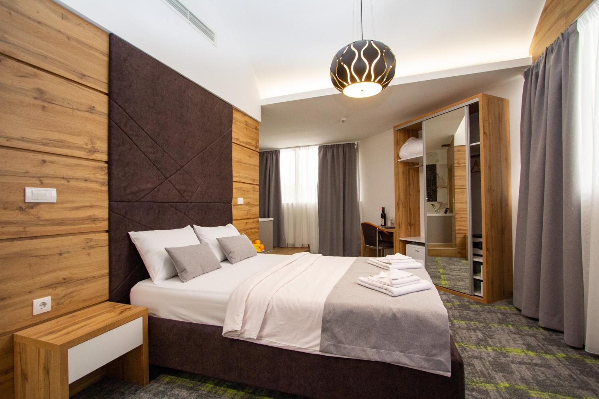 Hotel Grand Banja Luka Extérieur photo